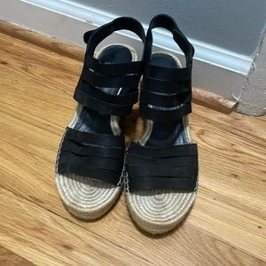 Elieen fisher sandals